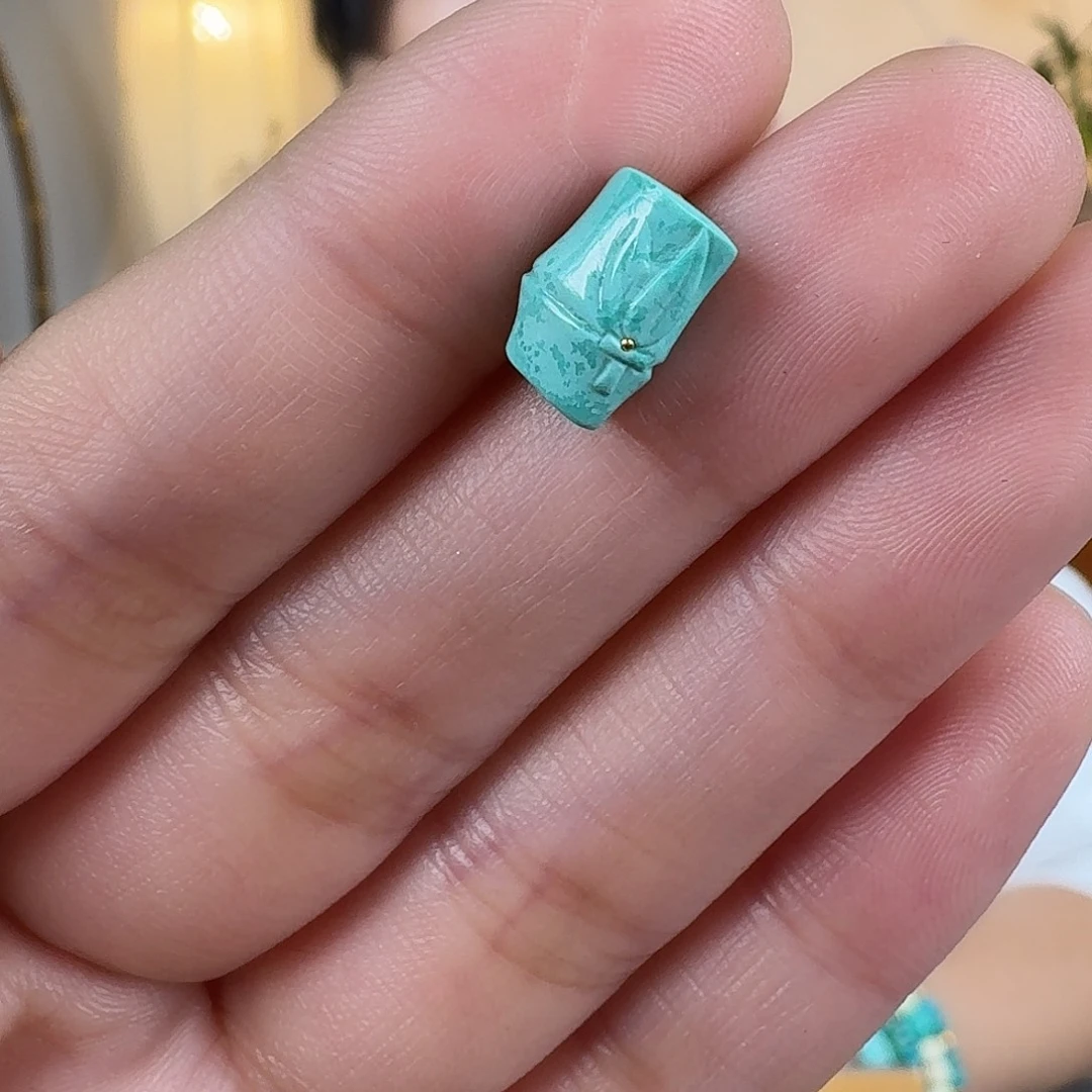 绿松石未镶嵌挂件