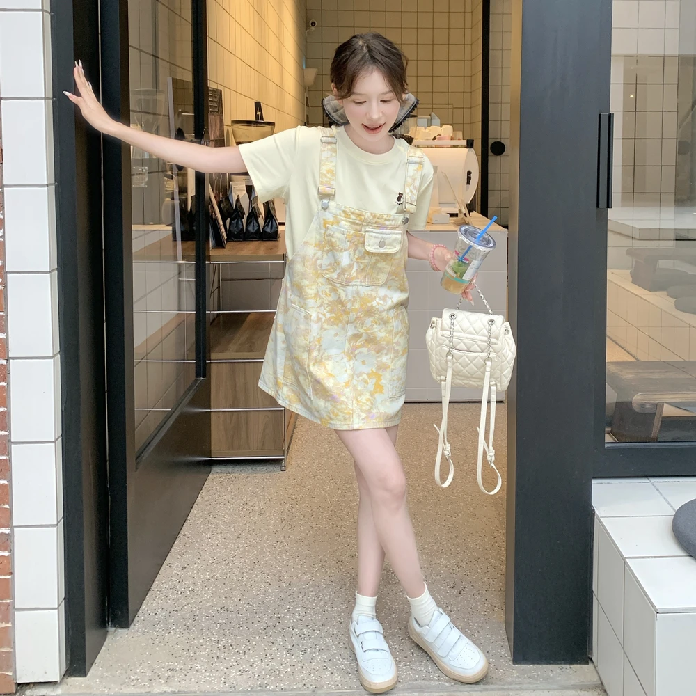 2025年夏季新款背带裙短袖小个子休闲风减龄显瘦牛仔背带裙两件套