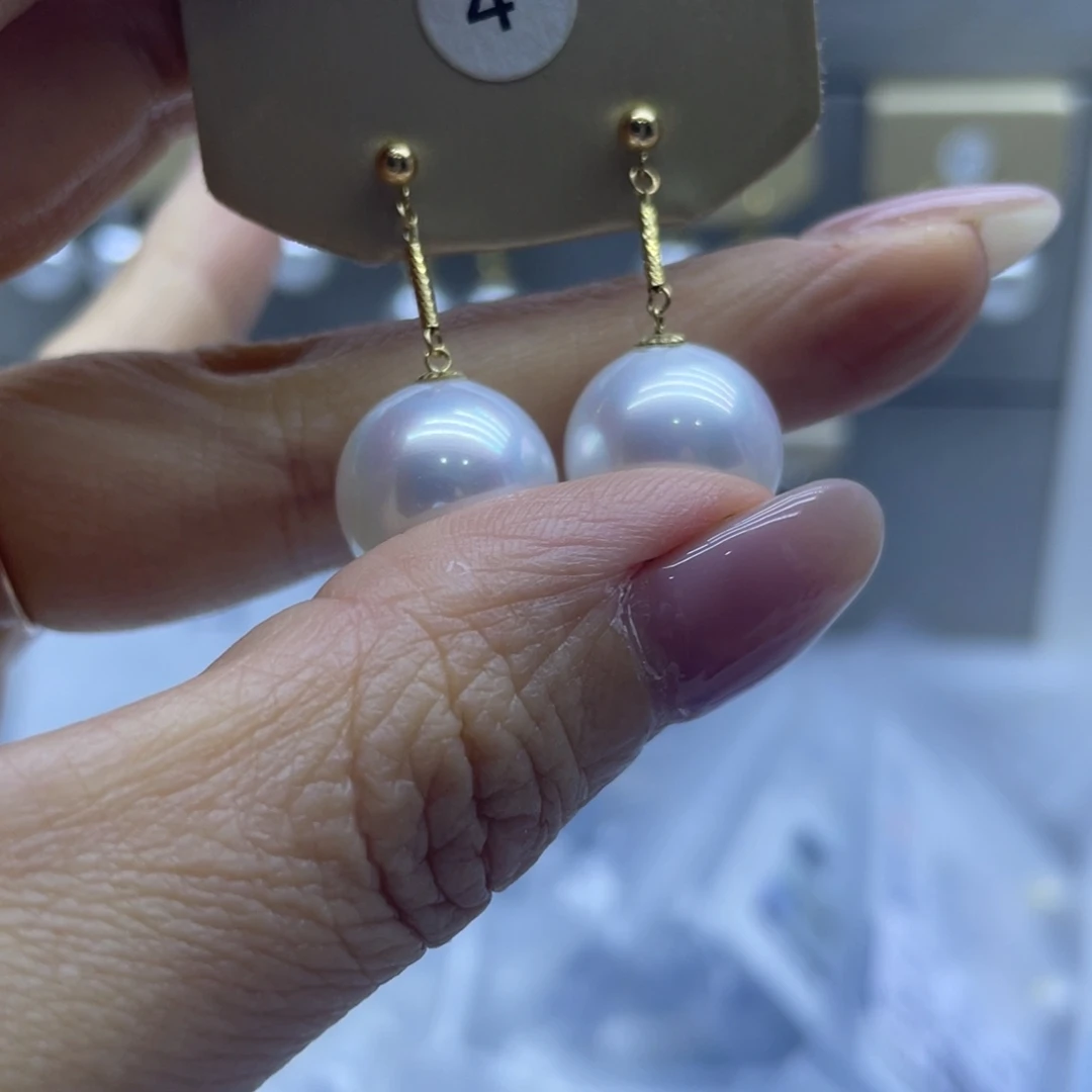 18K金镶嵌淡水珍珠耳饰