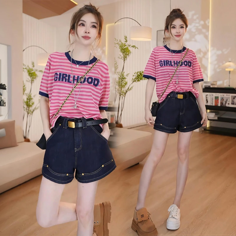 夏季一整套ootd穿搭休闲风时尚百搭条纹T恤高腰牛仔短裤两件套女