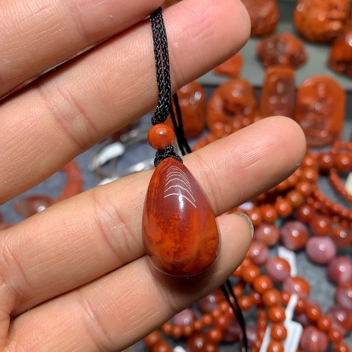 南红玛瑙吊坠(不含链)未镶嵌
