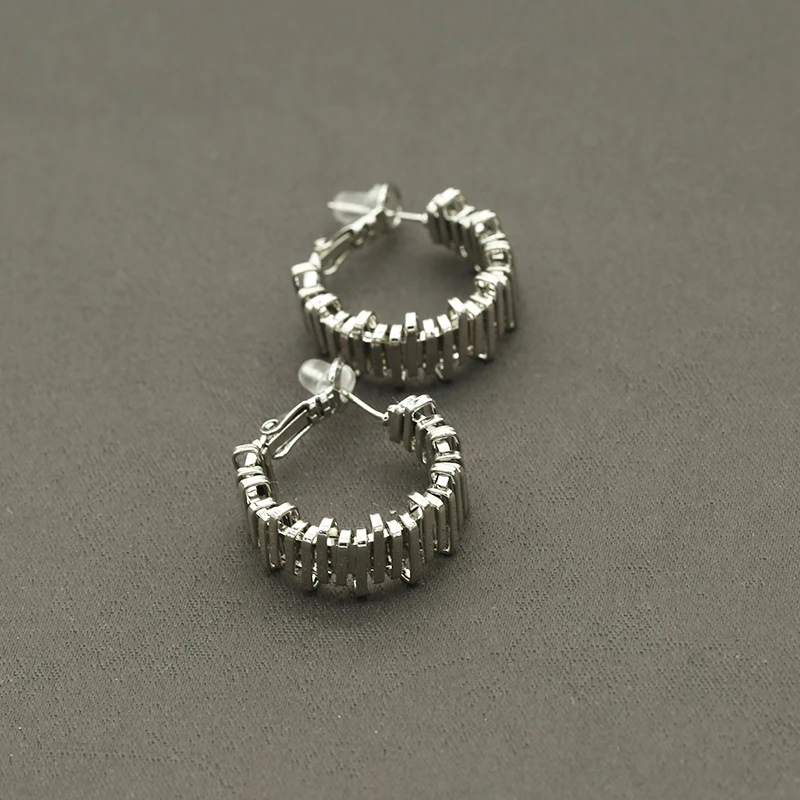 中古设计款耳圈B91