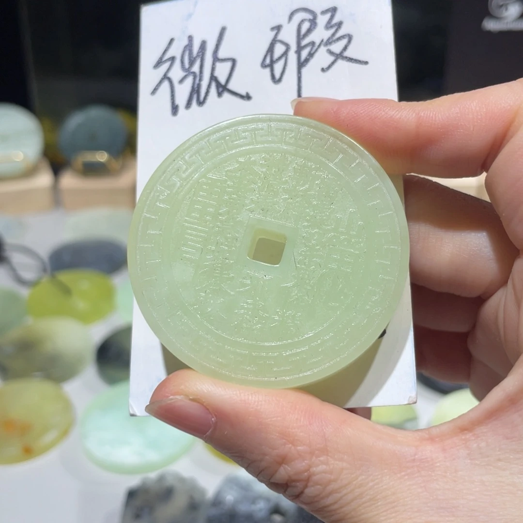 岫玉未镶嵌颈饰18