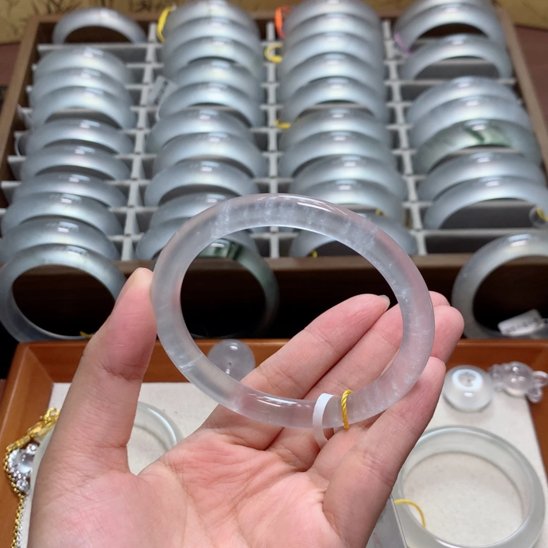 石英质玉（金丝玉）未镶嵌手镯21A58.8雪花棉