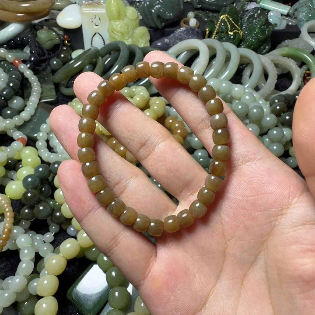 和田玉未镶嵌手串