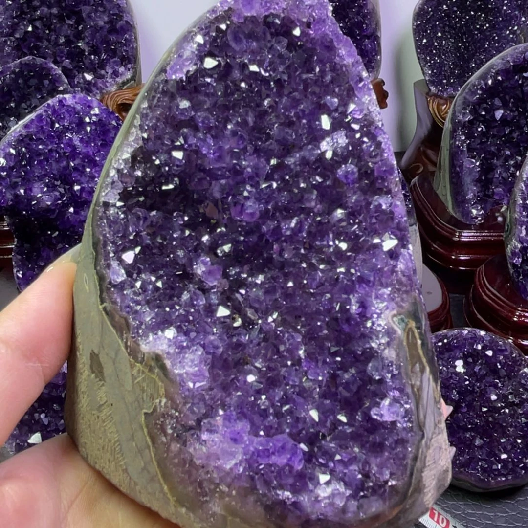未镶嵌大型摆件（非配饰）紫晶