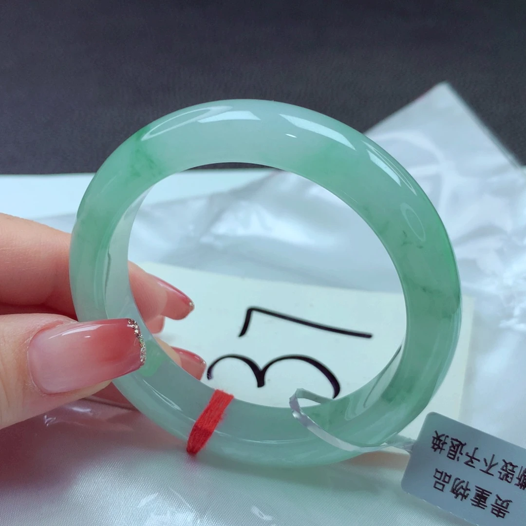 翡翠手镯未镶嵌手镯53