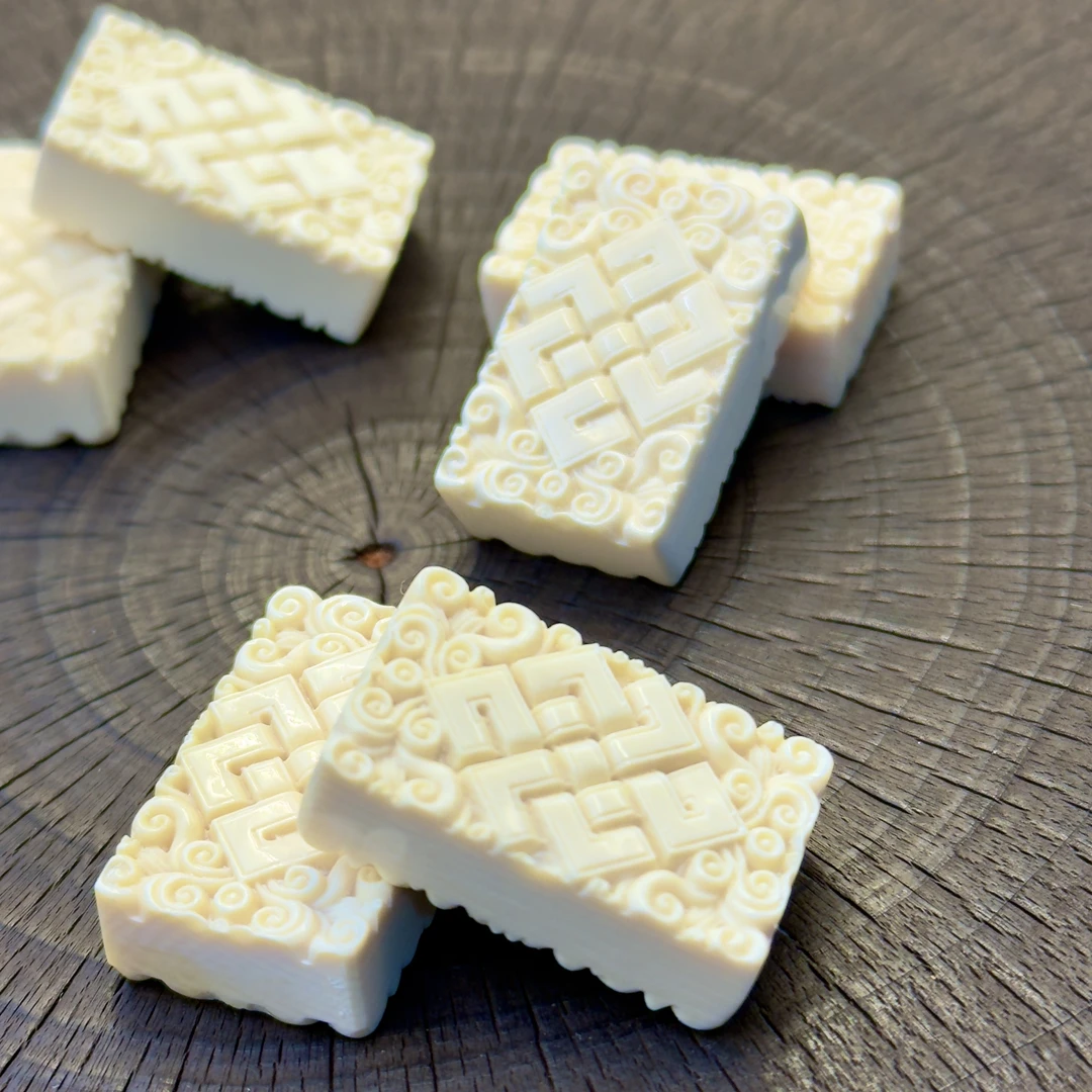 【XP10022】猛犸象牙冰料三二一中国结雕刻牌约30mm*20mm*10mm