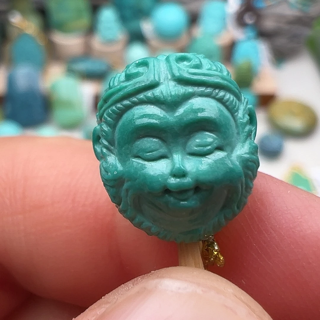 绿松石配饰未镶嵌