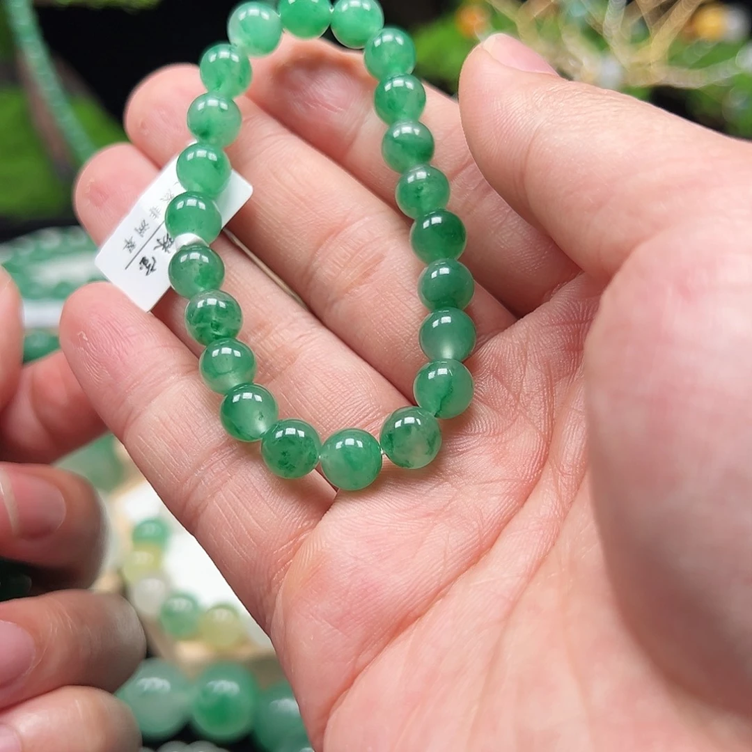 石英质玉手串未镶嵌霍**瑾