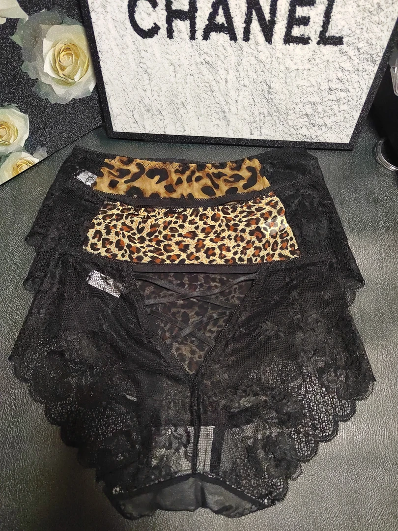 女士蕾丝三角内裤