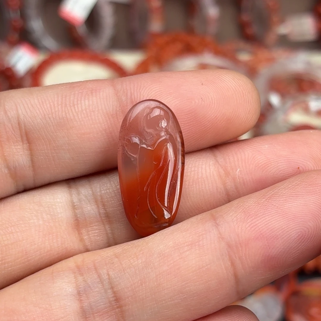 南红玛瑙未镶嵌颈饰小无相