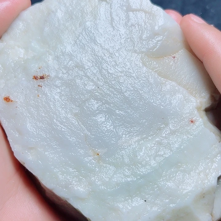 和田玉(糖玉)未镶嵌珠宝奇石