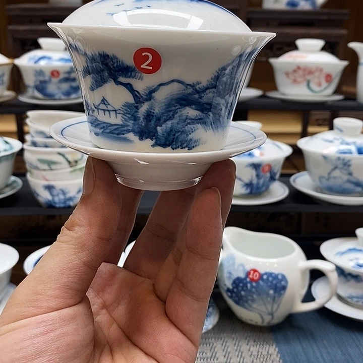 手绘茶具山水盖碗