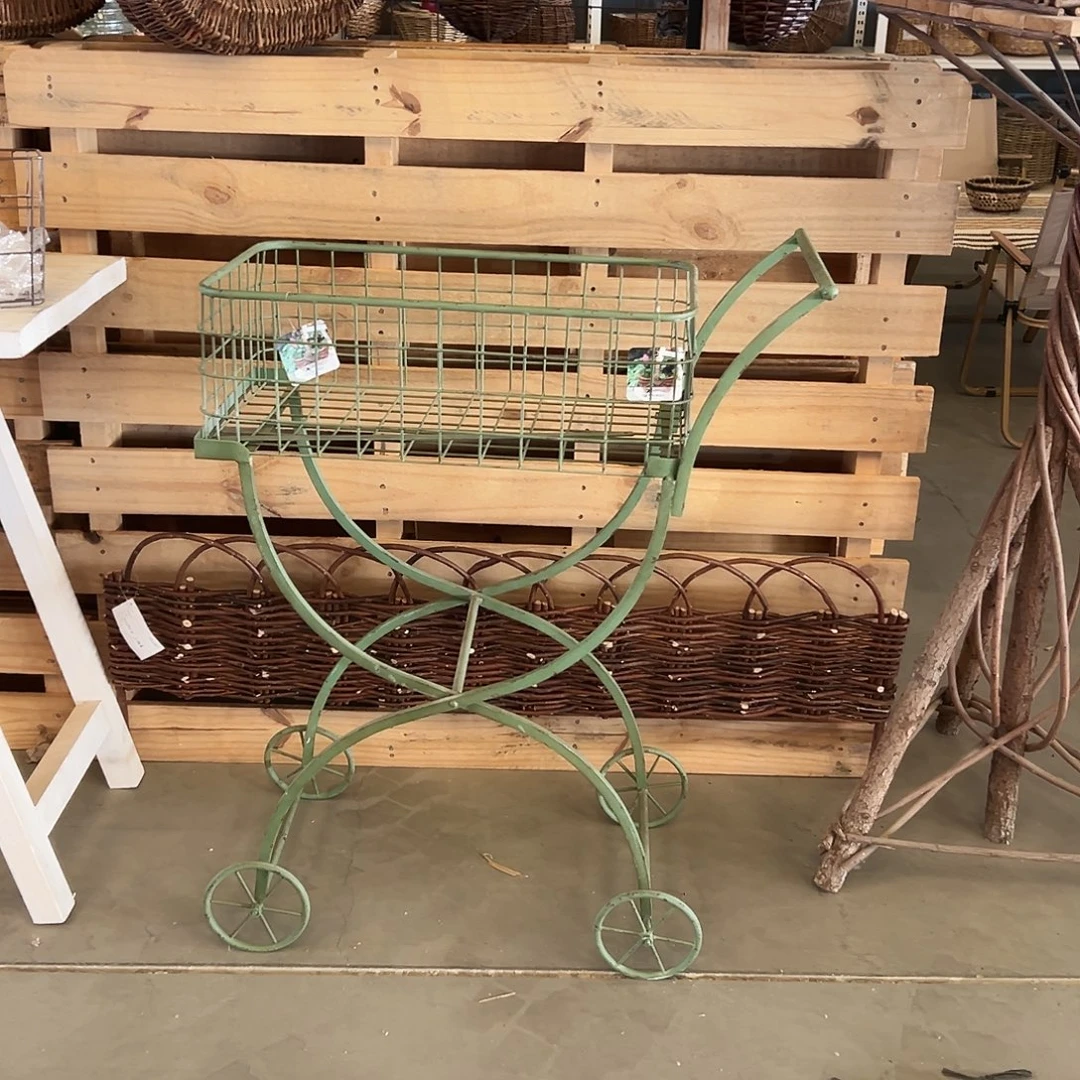 抖音直播间拍品小推车