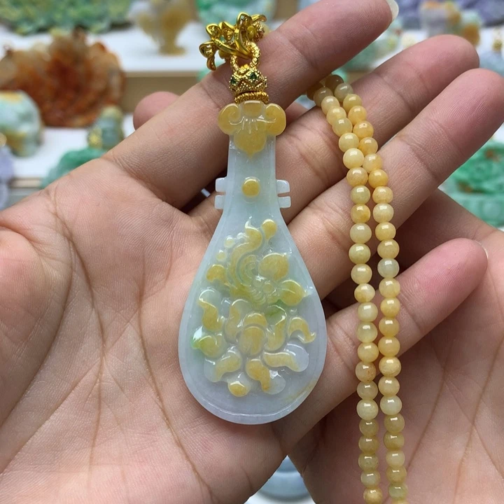 颈饰未镶嵌翡翠翡翠