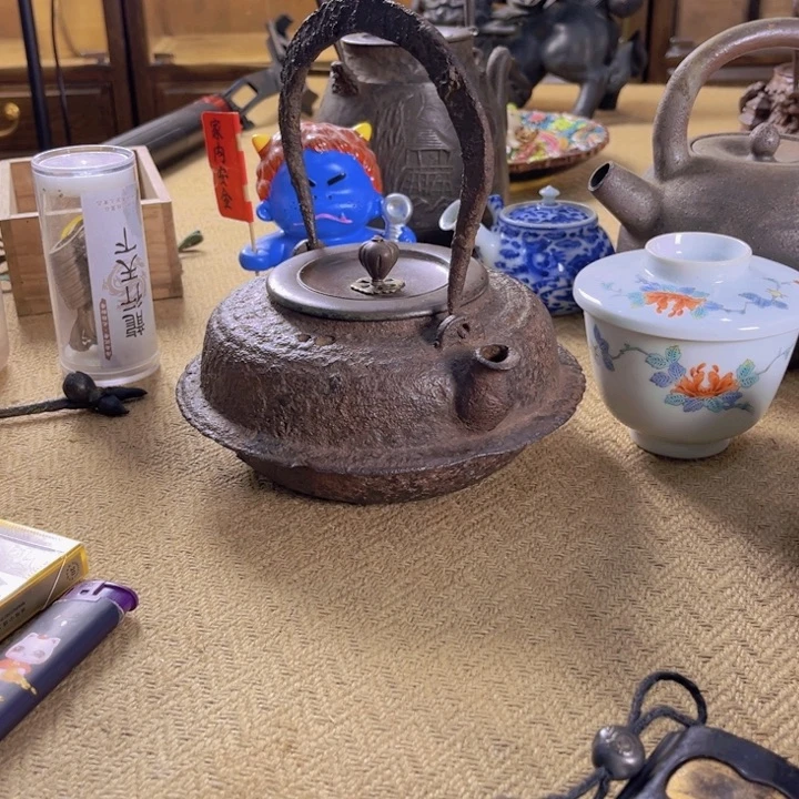 老板的一大堆人和我们在讨论B****w