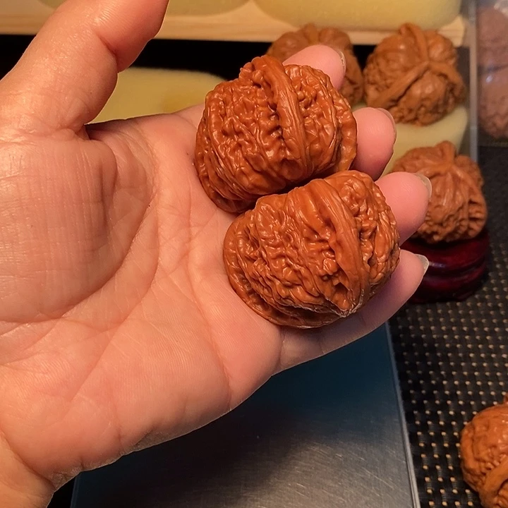 姚***子文玩核桃吊坠核桃