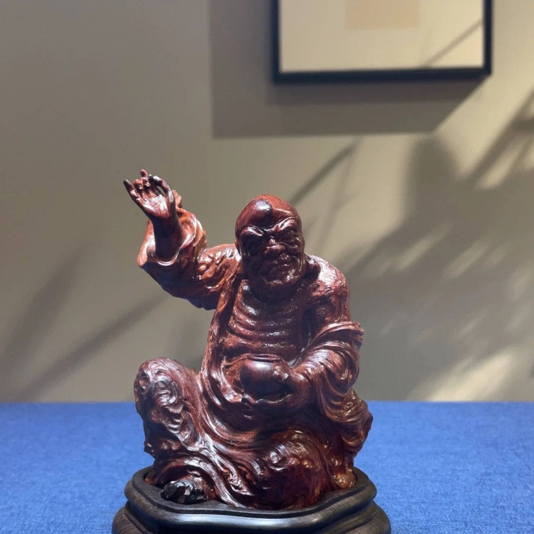 木戴***人紫檀工艺品香炉