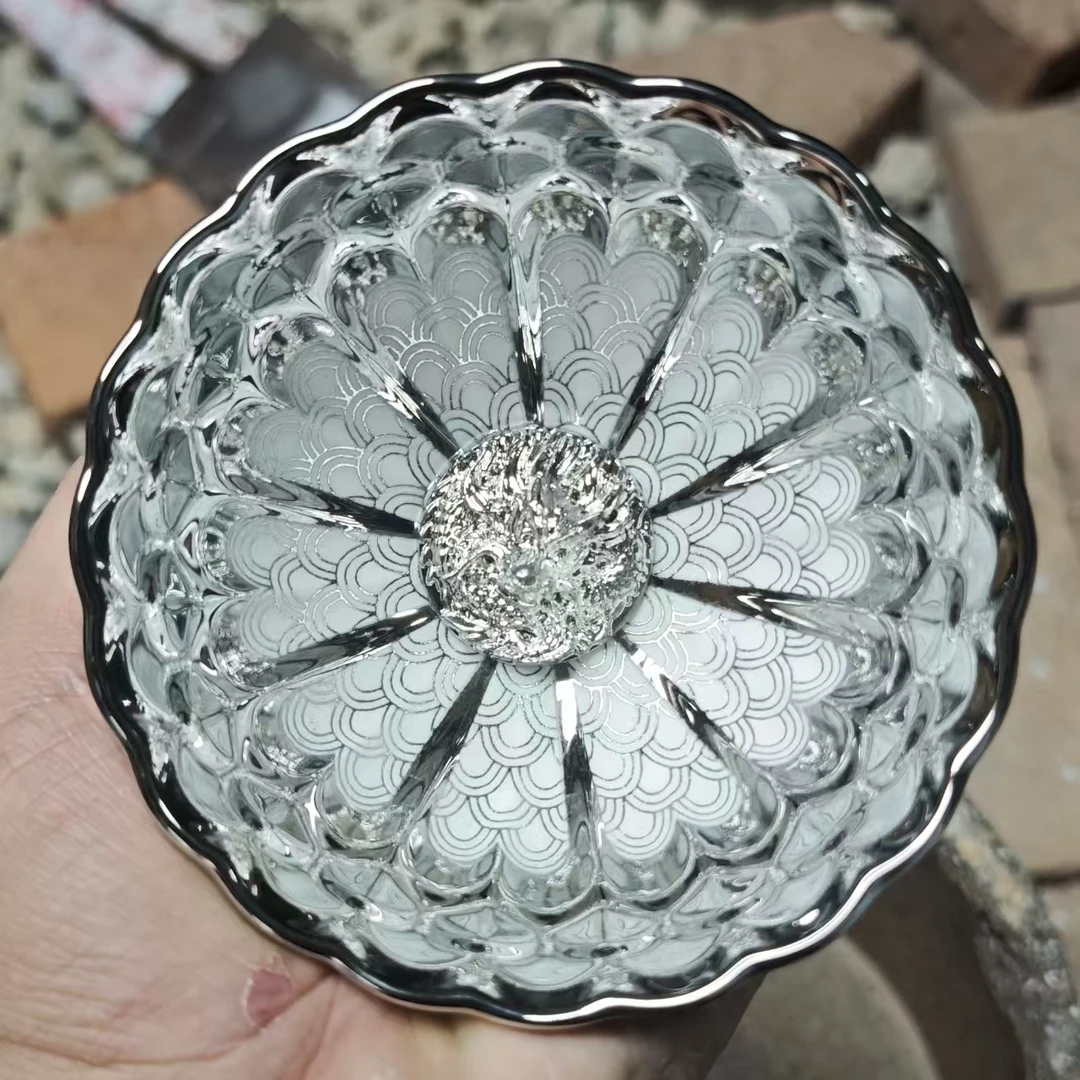 冰清玉洁银龙 夜光