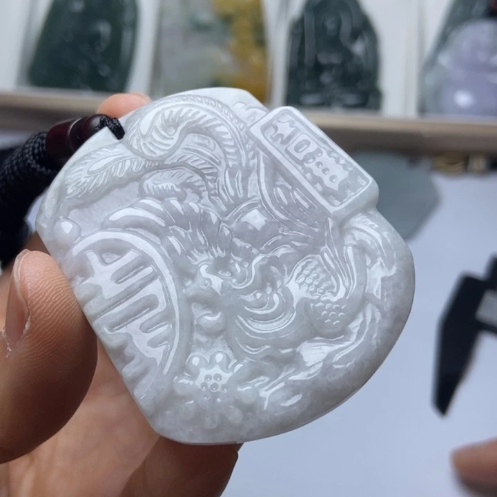 翡翠未镶嵌挂件翡翠