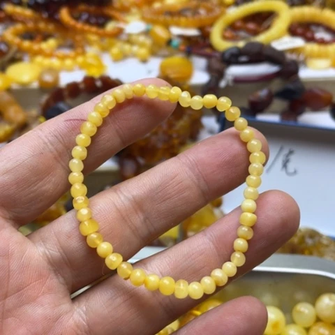 手串蜜蜡未镶嵌王***藏手串