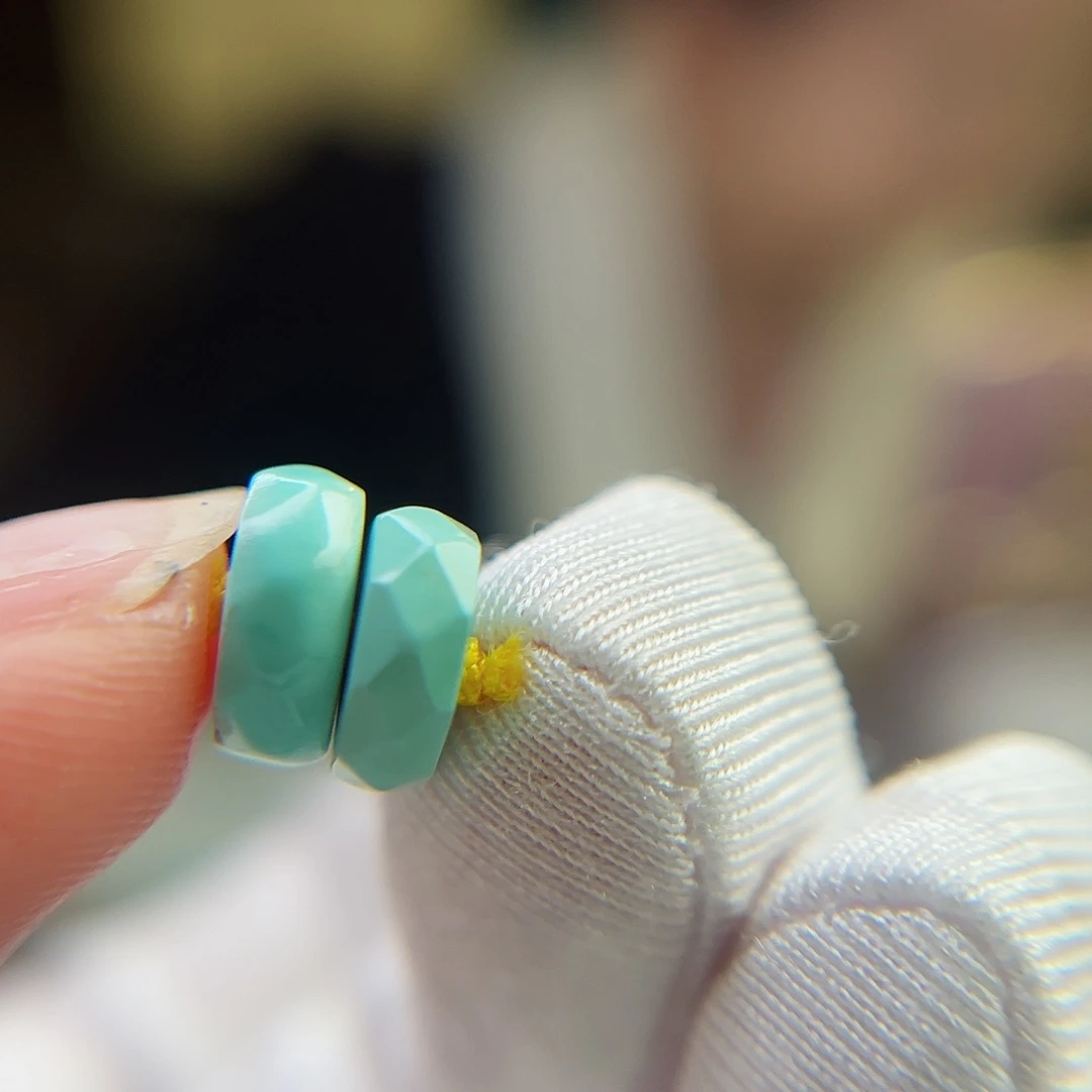 绿松石未镶嵌珠宝奇石9.8