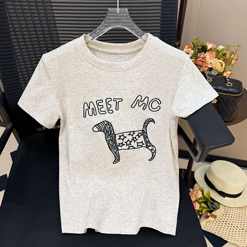 设计感小众刺绣短袖t恤女夏季韩版正肩休闲圆领半袖百搭显瘦上衣