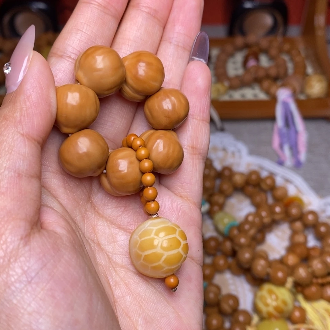 猴头核桃吊坠小富甲手捻