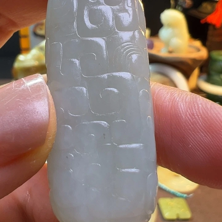 和田玉未镶嵌颈饰寂***瑰