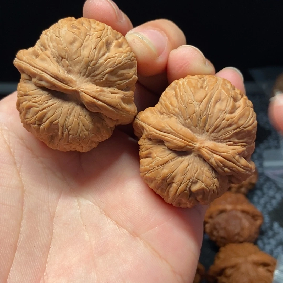 把件文玩核桃元宝43修一点点尖