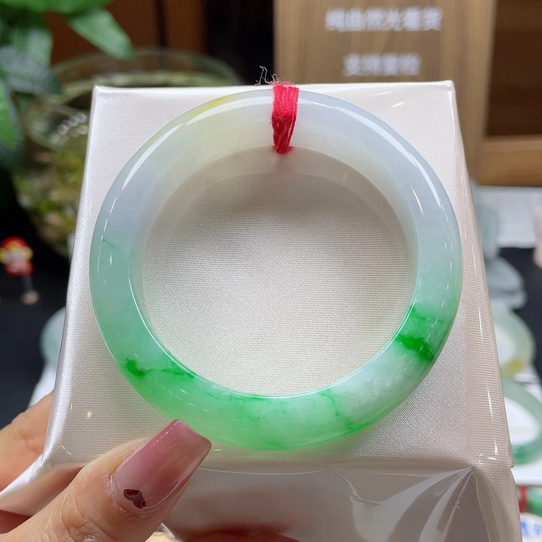 翡翠手镯未镶嵌70 号链接