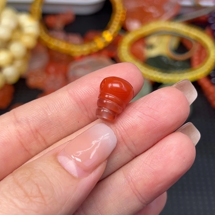 *****南红玛瑙未镶嵌吊坠(不含链)多样性
