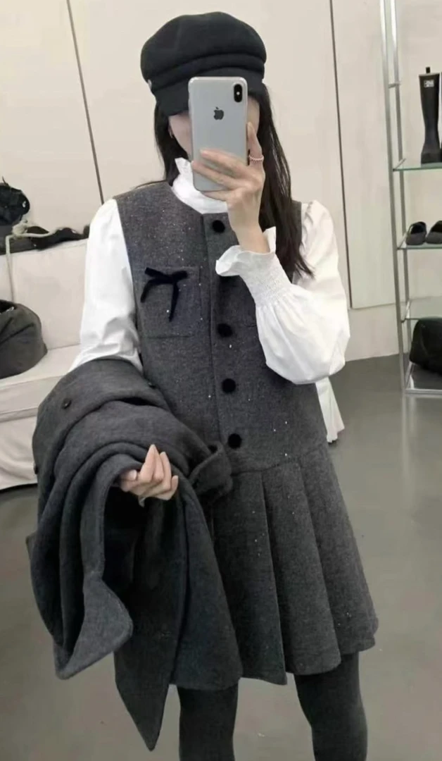 2025早春新款连衣裙小香风显瘦气质时尚学院风百褶网红洋气百搭