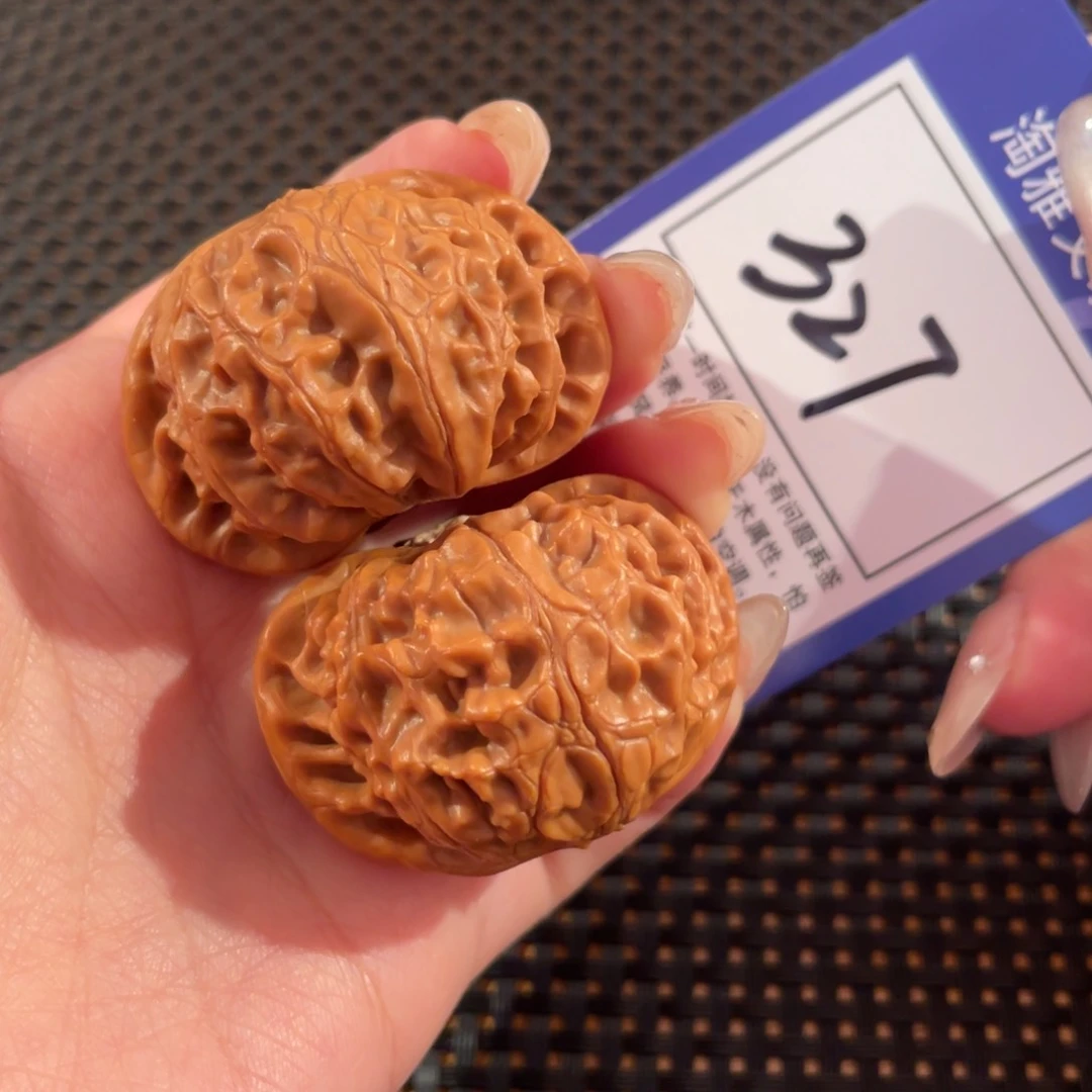 文玩核桃把件327号42尺宫灯