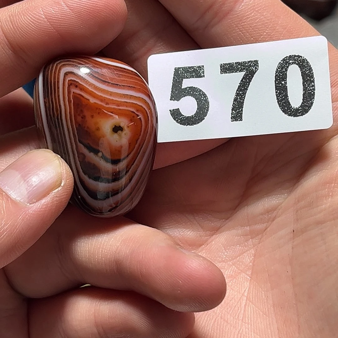 未镶嵌水晶大型摆件（非配饰）