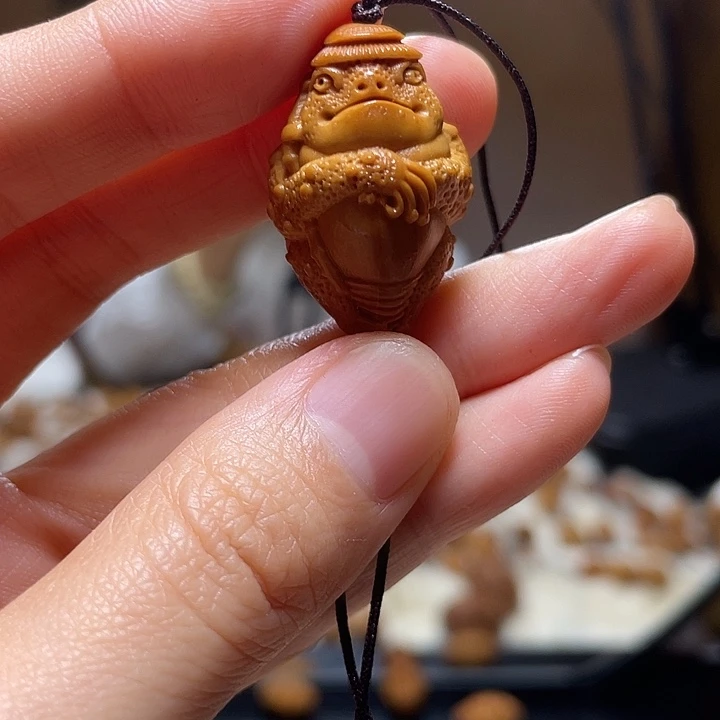 手串/手链橄榄核金蟾