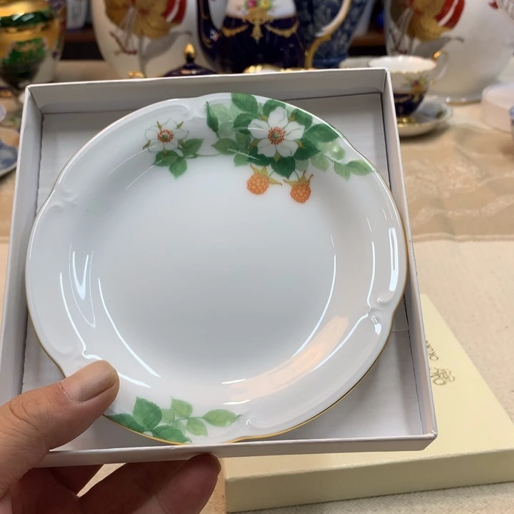 紫砂金瓷阁精品瓷器店