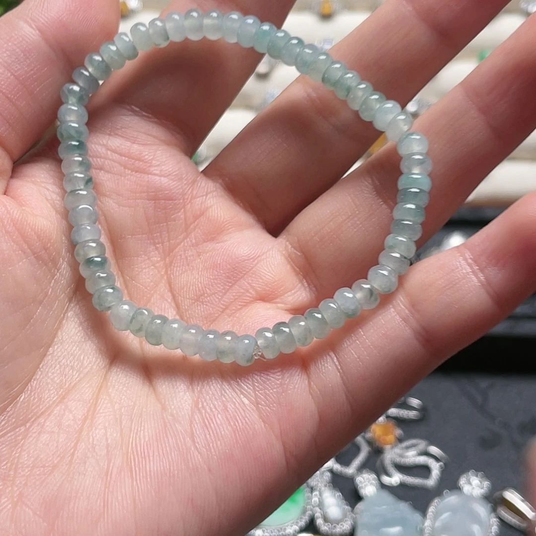 翡翠银S925镶嵌颈饰手串