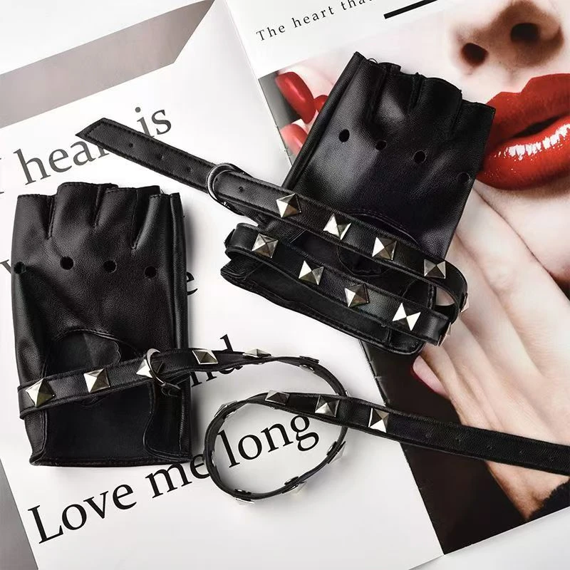 哥特铆钉缠腕半指手套女演出漫展cos舞台二次元架子鼓街舞骑行薄