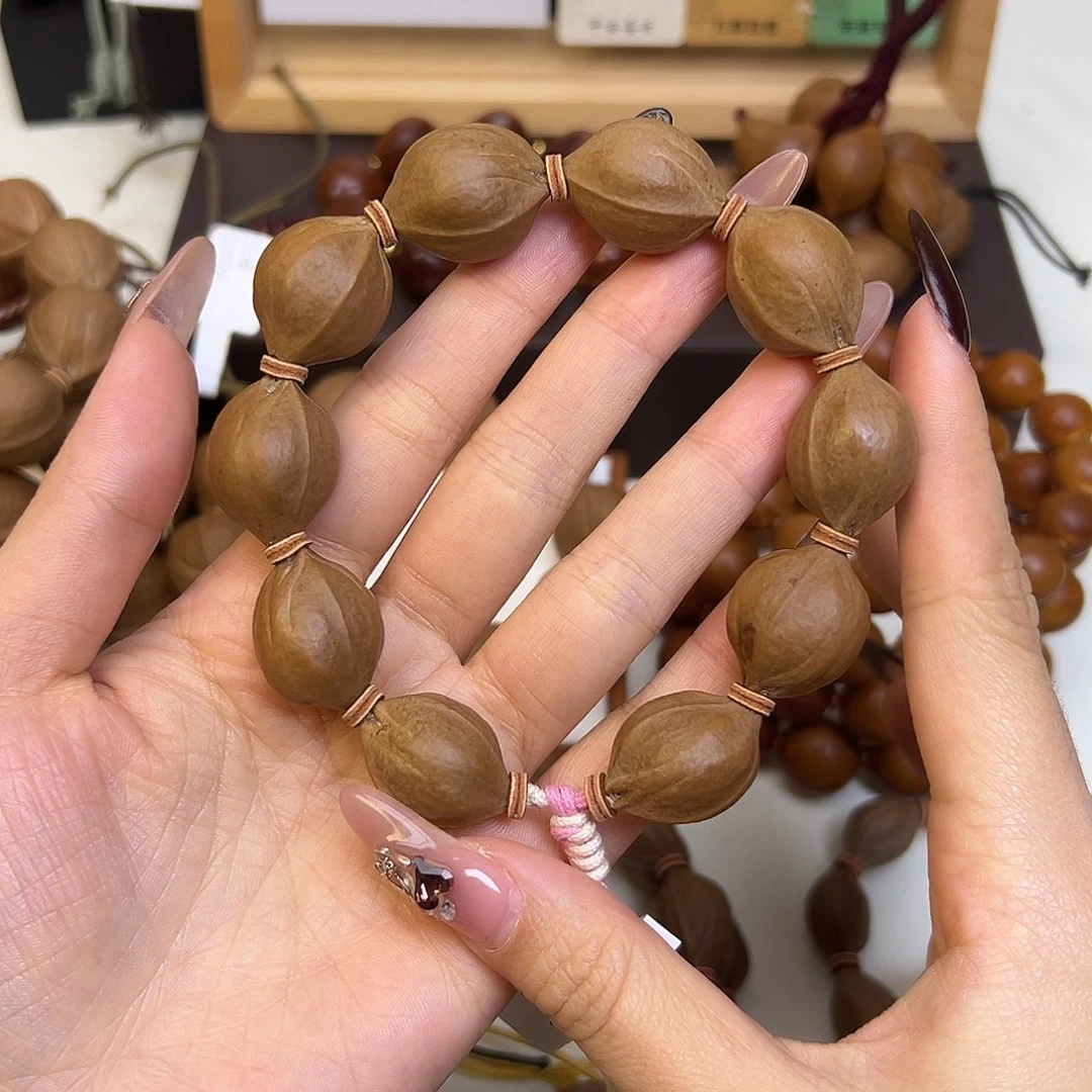C****橄榄核手串/手链三花17.23