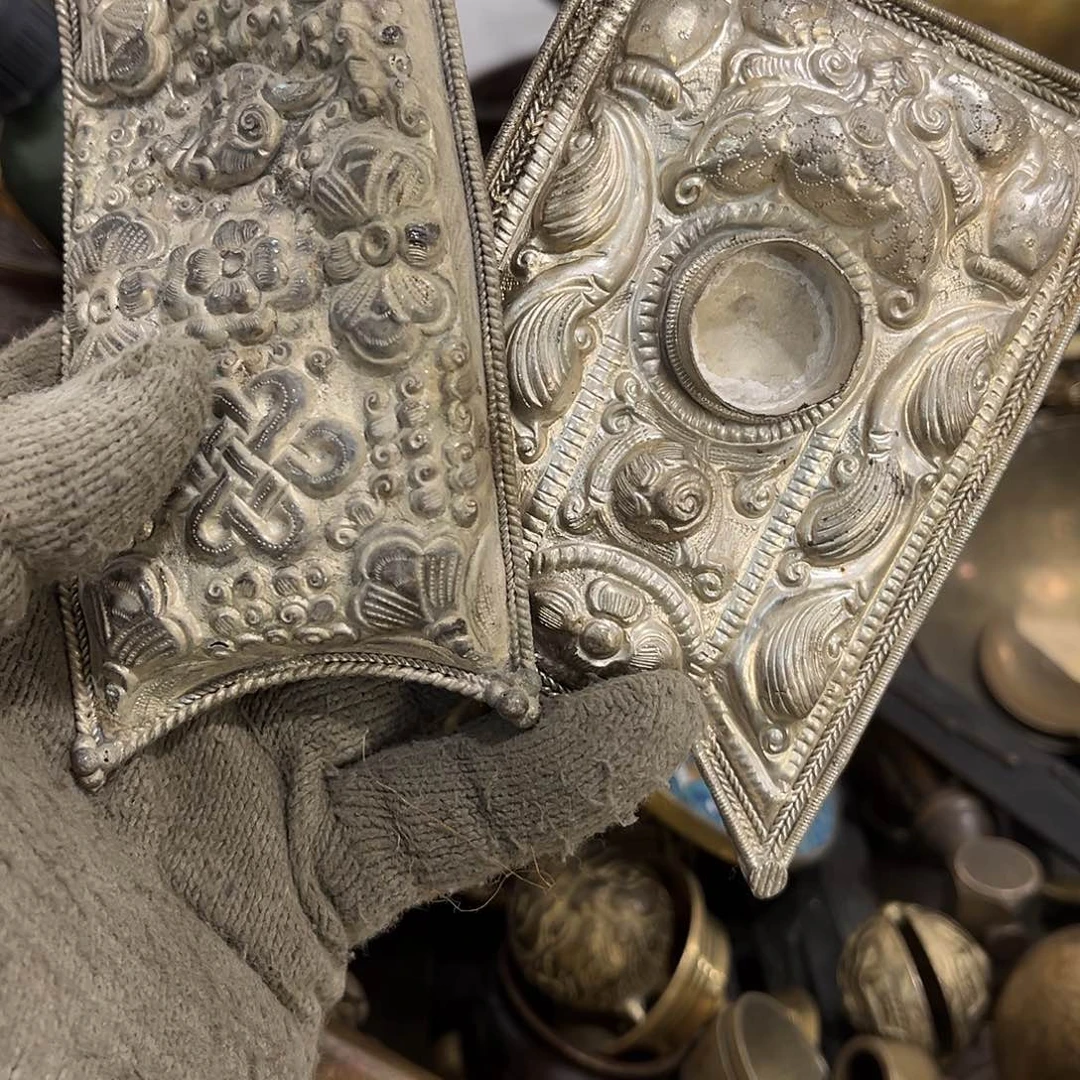 金***峰闪电购铜摆件工艺品