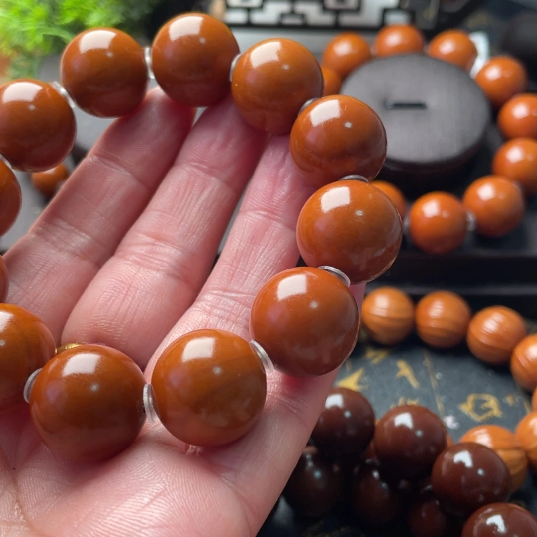 磊***玉橄榄核吊坠橄榄1.8