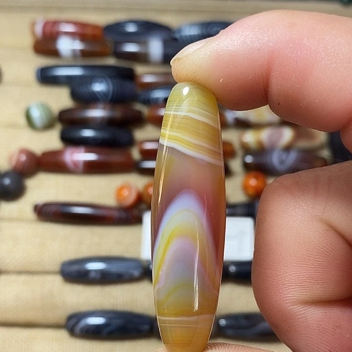 玛瑙/玉髓合金颈饰