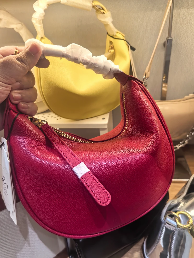 简约风斜挎包云朵包法式单根拉链小包包百搭手工单肩