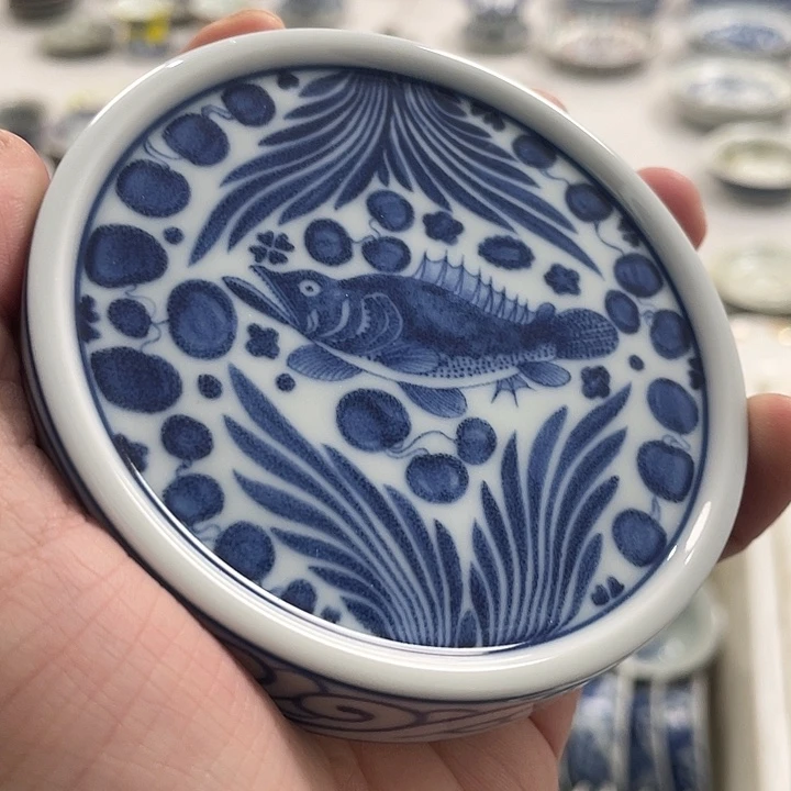瓷片景德镇青花鱼藻纹盖置