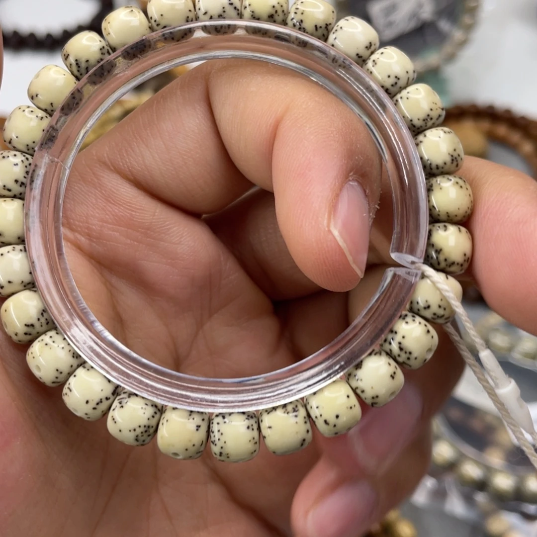 星月菩提手串8*7石玉料通体留白