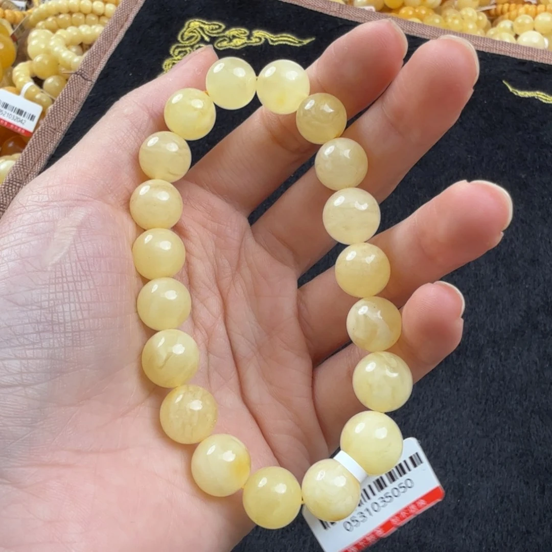 未镶嵌琥珀珠宝奇石