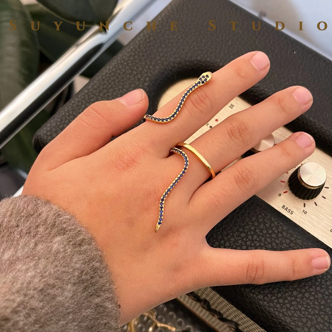 钛钢合成锆石戒指 Suyunche2355时尚别致蛇形双指戒指三色可选