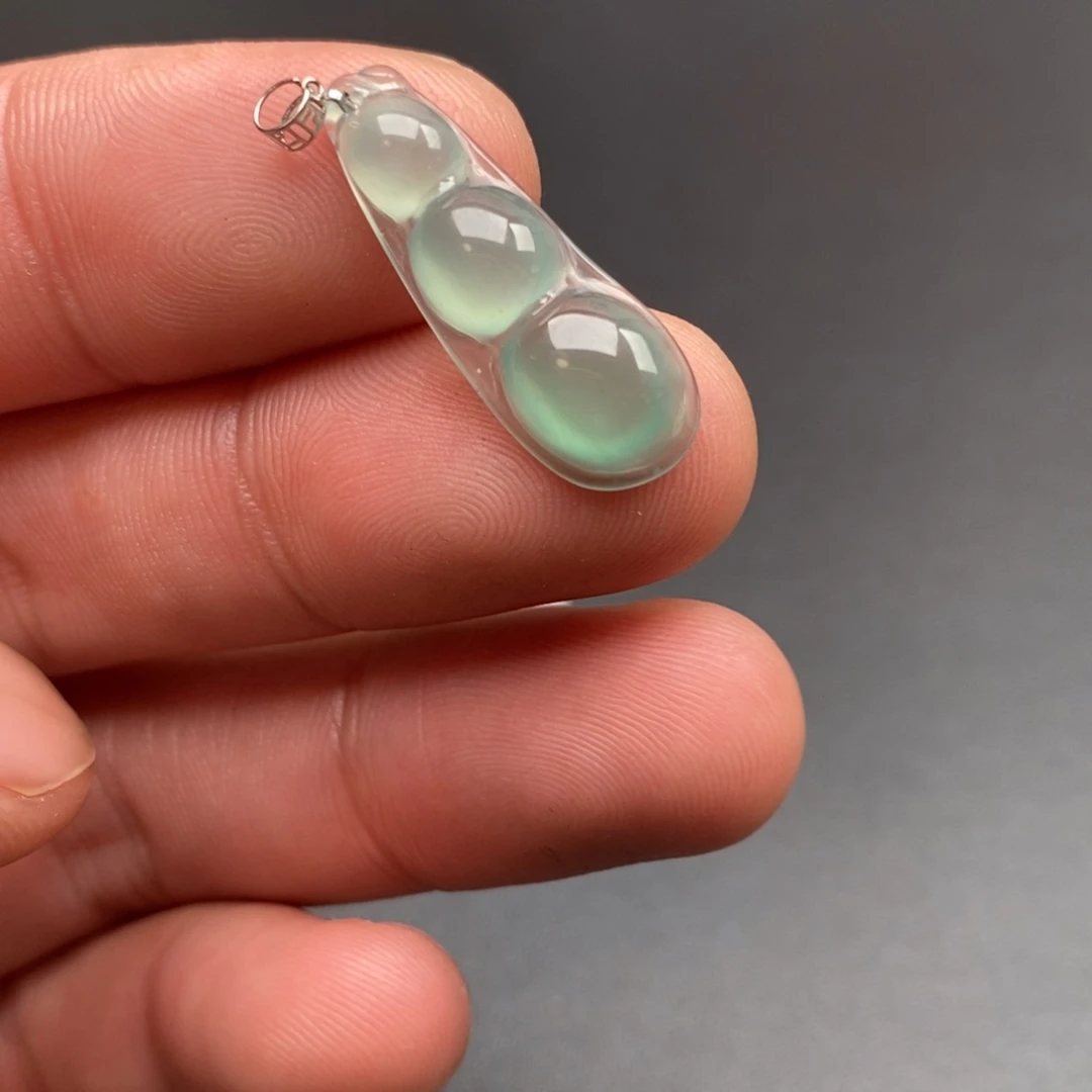 颈饰18K金镶嵌翡翠